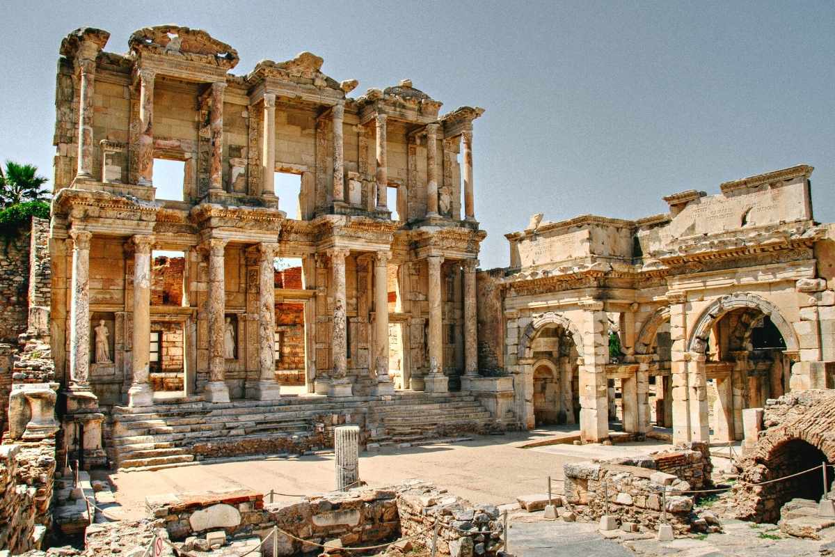 travel from istanbul to ephesus