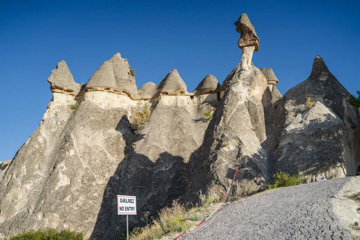 Monk-Valley-Cappadocia