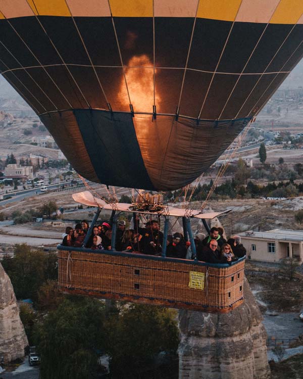 hot air balloon cappadocia