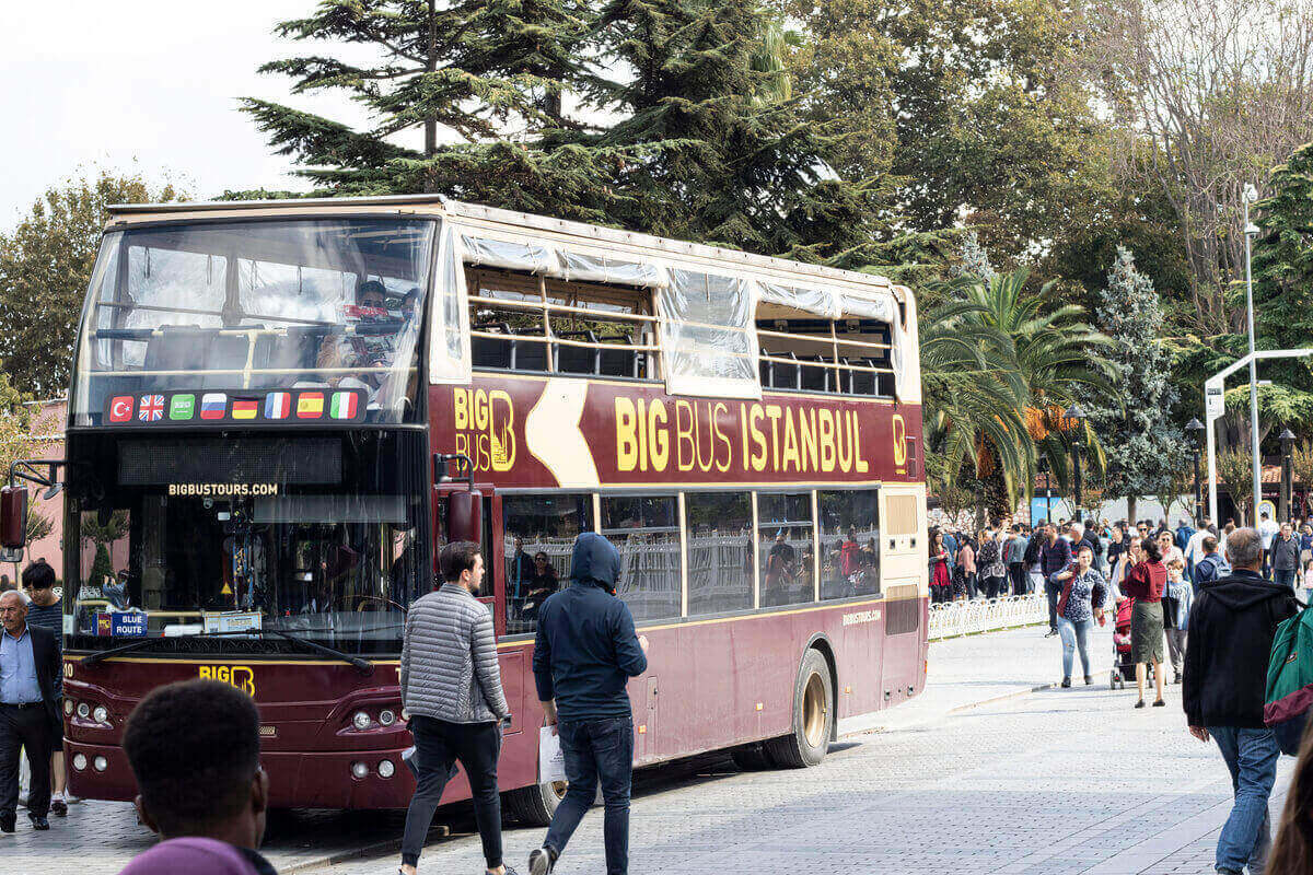 istanbul city tourist bus