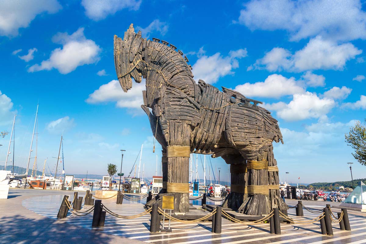 Trojan-Horse-In-Canakkale