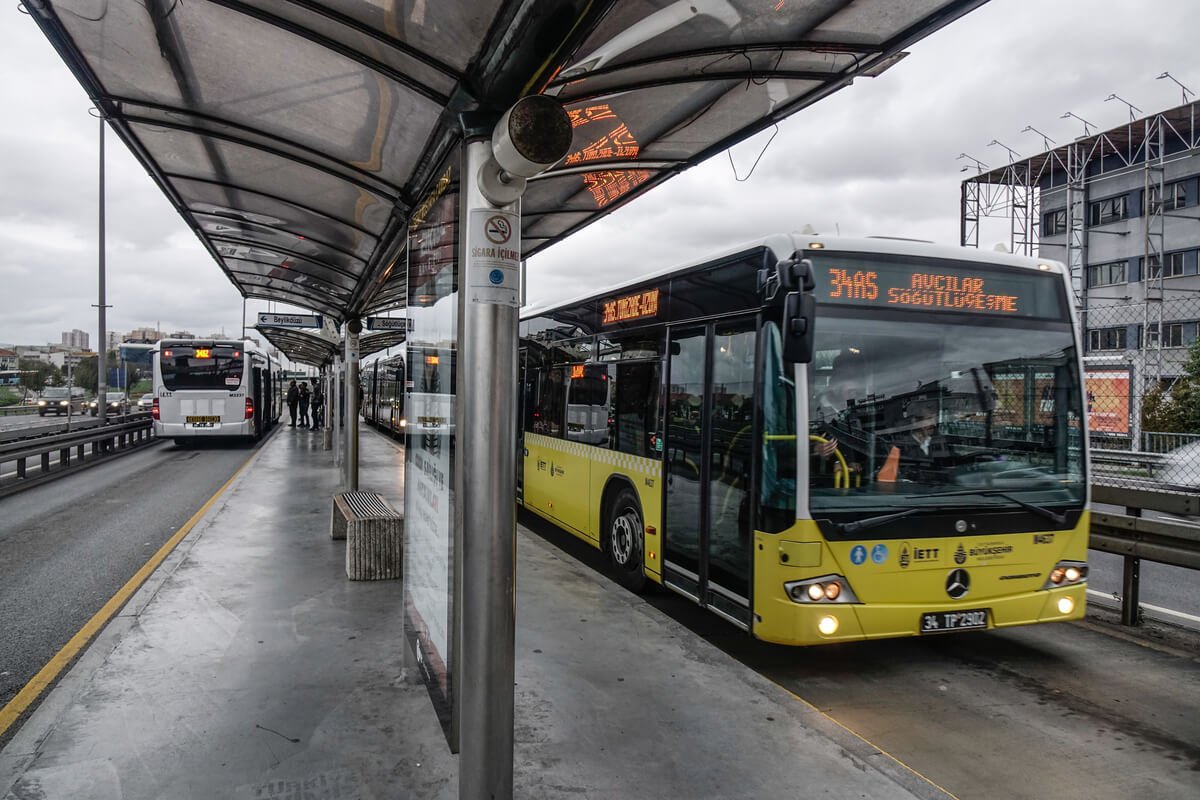 istanbul city tourist bus