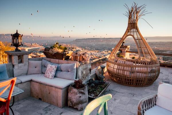 Rox Cappadocia Views With Hot Air balloons