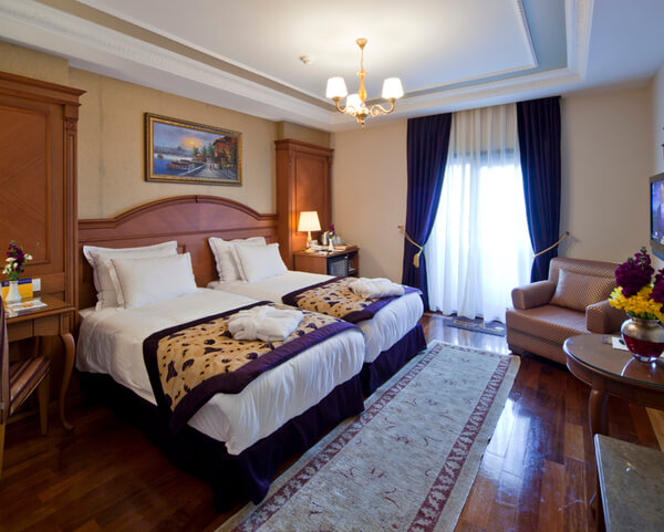 GLK PREMIER Acropol Suites room