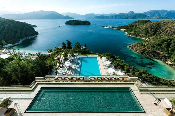 Luxury beach resort in Turkey with private plunge pool
